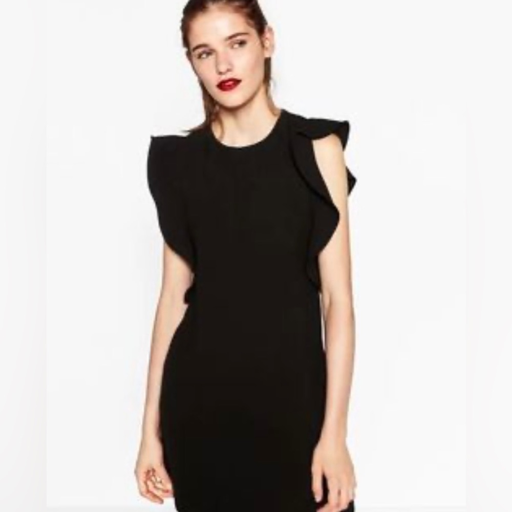 Zara Woman Medium Semi-formal dress